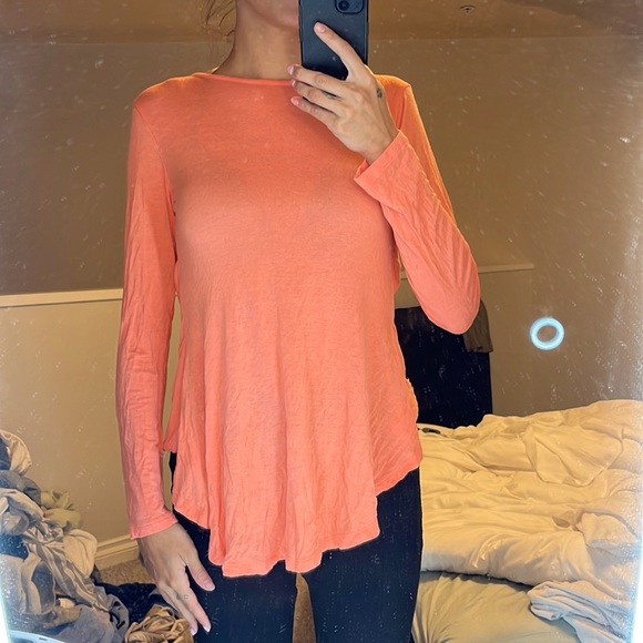 Long sleeve open back - Picture 2 of 6